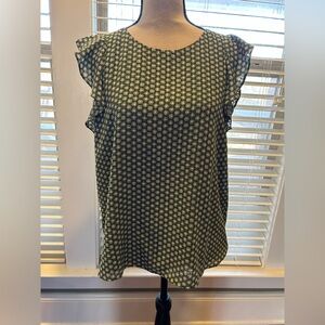 Ann Taylor Green and White Patterned Blouse